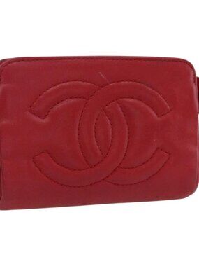 CHANEL Pouch Lamb Skin Red Gold CC Auth 172608